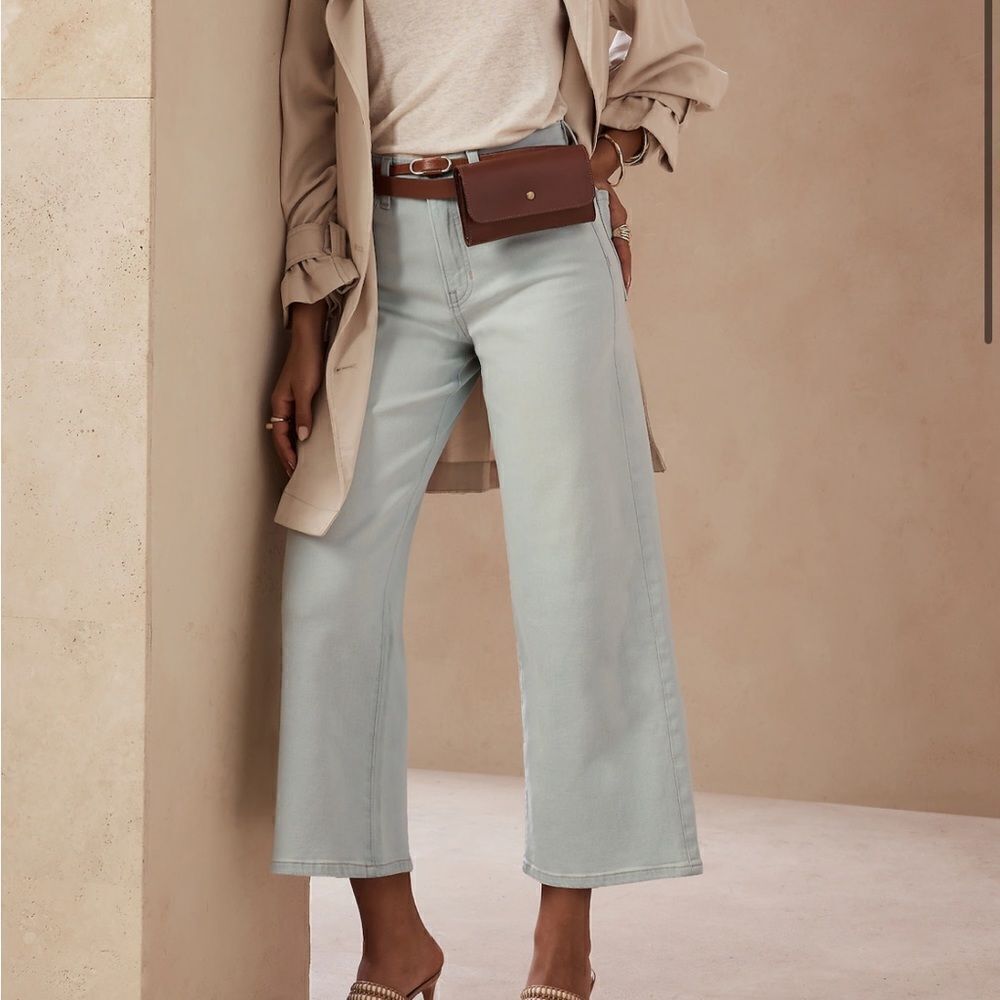 Banana Republic Wide-Leg Crop Jean - Picture 1 of 16